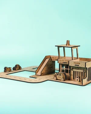 Crateit Town – Wooden toy – Police Station