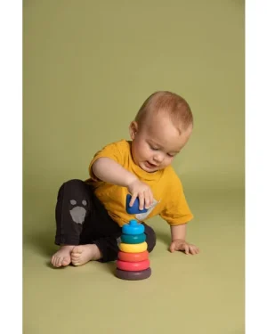 Cat stacking tower – Bright colors